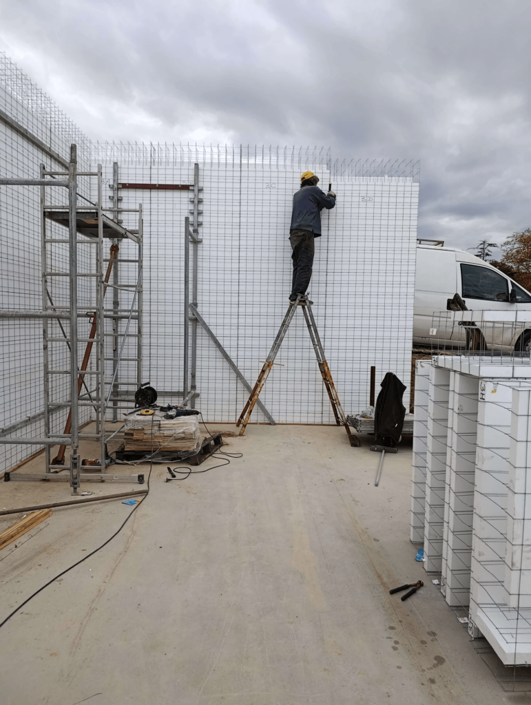 agrafage-murs-sous-sol-coffrage-sismo